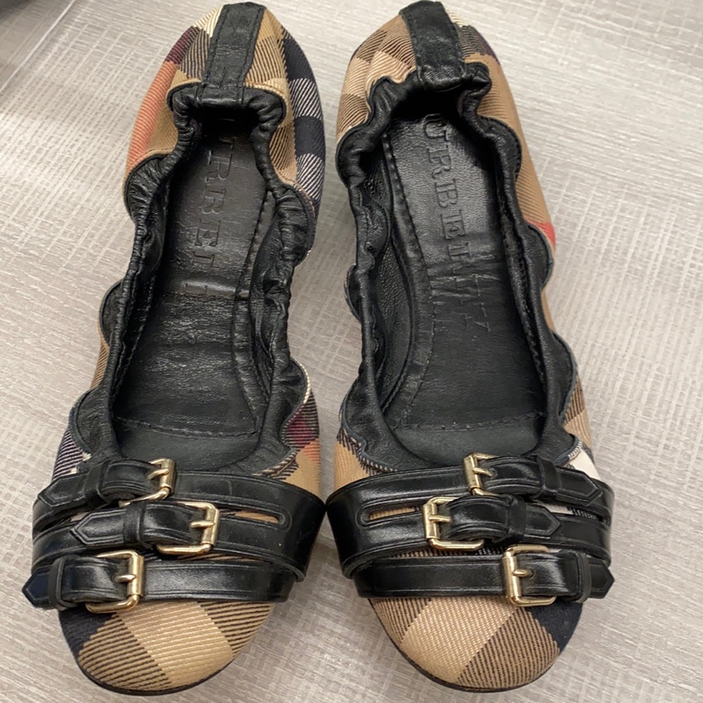 Burberry Ballet Flats
